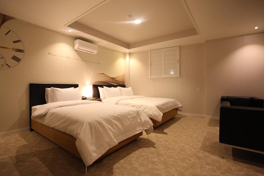 New Suwon Hotel Exterior foto