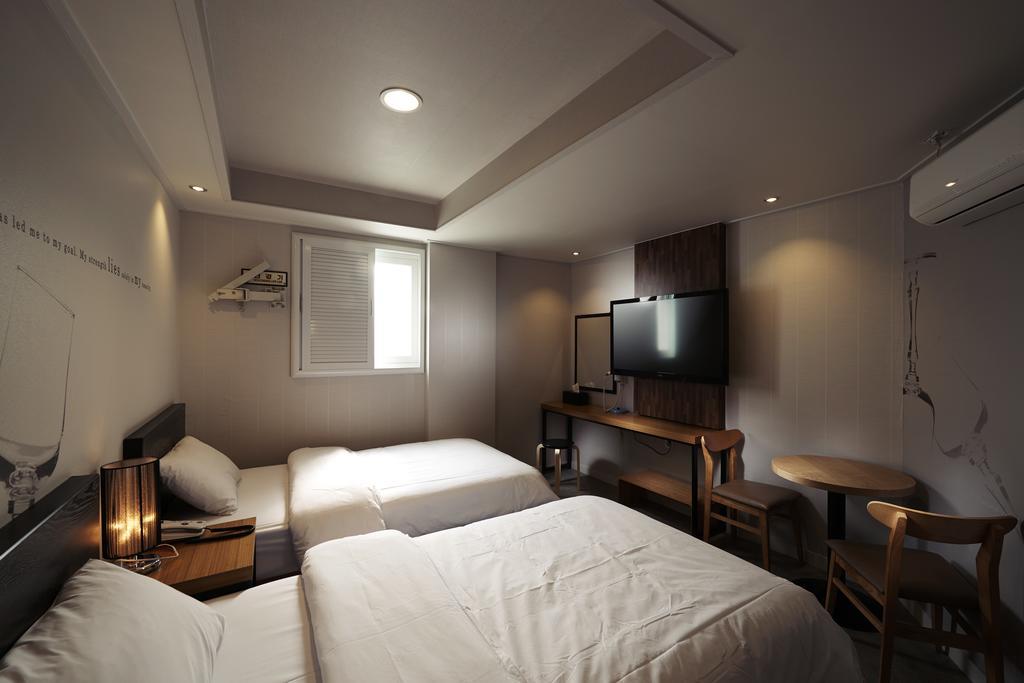 New Suwon Hotel Exterior foto